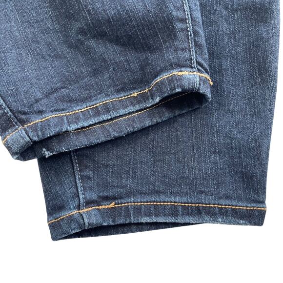 Torrid Jeans 26 Bombshell Skinny Premium Stretch High Rise Capri - Picture 2 of 11